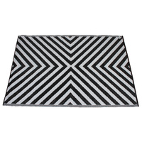 Rectangular Outdoor Reversible Mat Weatherproof Illusion Design 120 x 180cm