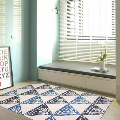 Modern Style Pyramid Theme Non Slip Floor Area Rug Carpet 160x120cm