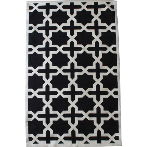 Woven Star Cross Rug Black 120 x 180cm