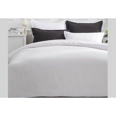 Queen Size White Color Quilt Cover Set (3PCS)